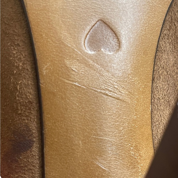 Vintage Moschino Cheap and
Chic Suede Bow Pumps size 37(7) - Picture 12 of 13